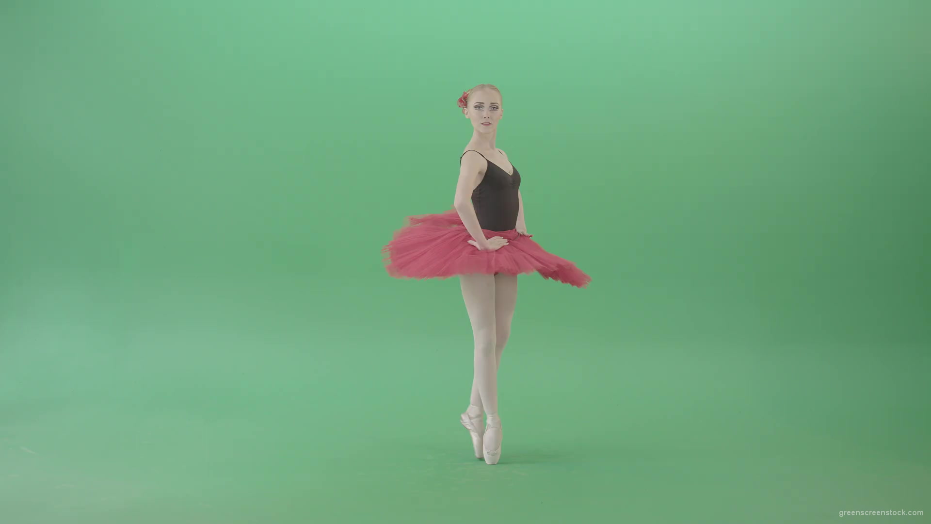 Happy-smiling-ballet-girl-ballerina-spinning-in-dance-on-green-screen-4K-Video-Footage-1920_001 Green Screen Stock