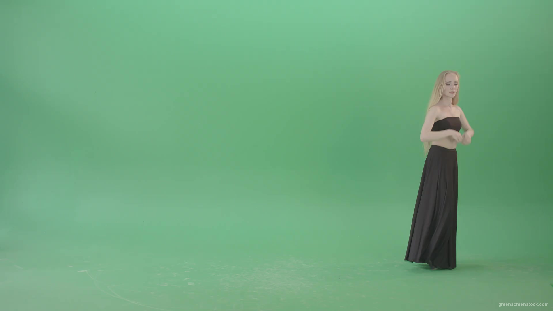 Hot-passion-ballet-girl-in-black-dress-dancing-on-green-screen-4K-Video-Footage-1920_001 Green Screen Stock
