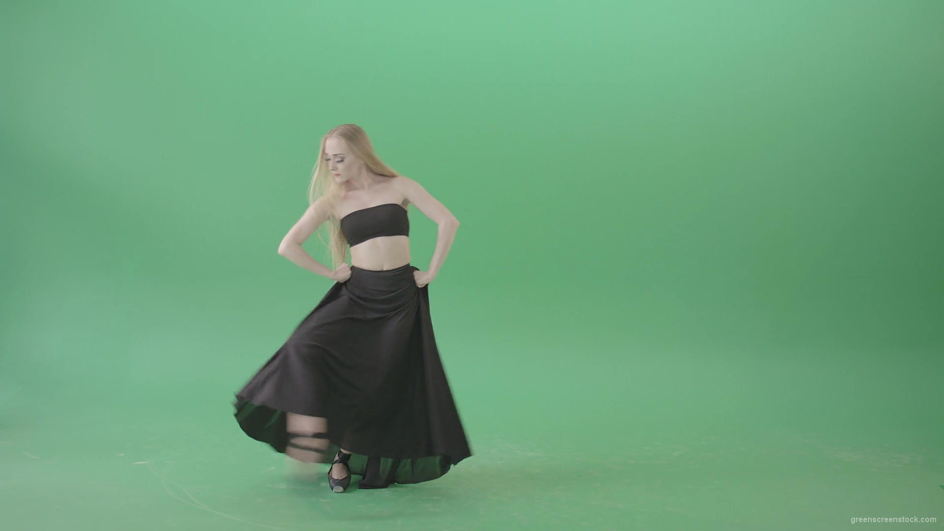 Hot-passion-ballet-girl-in-black-dress-dancing-on-green-screen-4K-Video-Footage-1920_006 Green Screen Stock