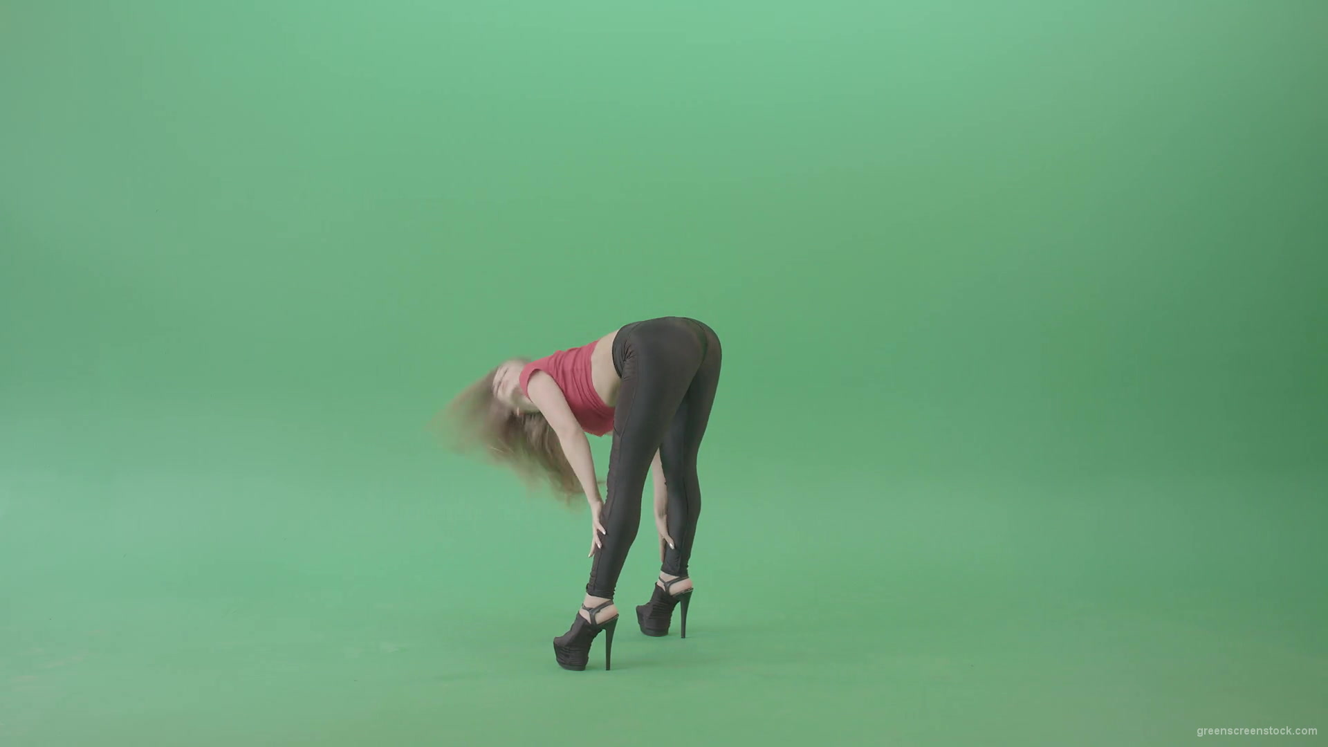 Sexy-posing-girl-showing-buts-and-dancing-on-green-screen-4K-Video-Footage-1920_008 Green Screen Stock