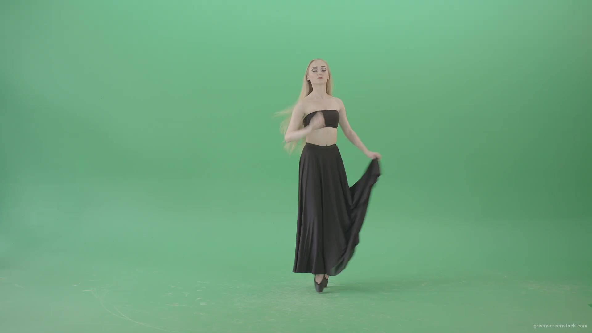 Spinning-isolated-on-green-screen-ballet-young-woman-ballerin-in-black-costume-4K-Video-Footage-1920_001 Green Screen Stock