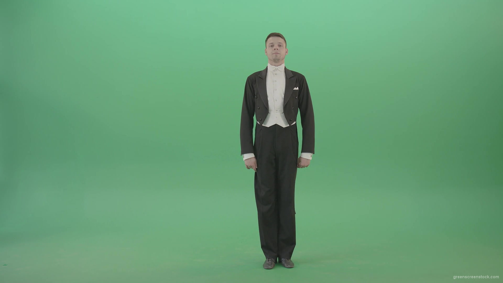 Green-Screen-man-makes-spin-reverence-in-black-suite-4K-Video-Footage-1920_009 Green Screen Stock